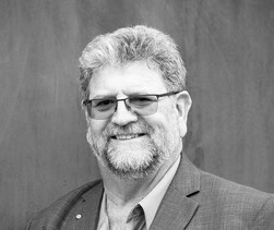 Brett Gossage, Managing Director