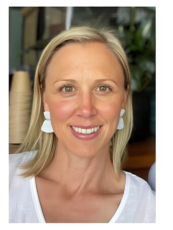 One of the best chiropractors in Brisbane, Dr Nicole Calder