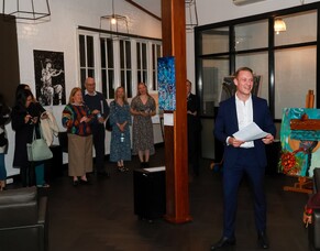 Extraordinary evening at the inaugural Finding Freedom: Art Auction and Exhibition for World Refugee Week 2023