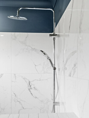 Bathroom renovation, Tintenbar