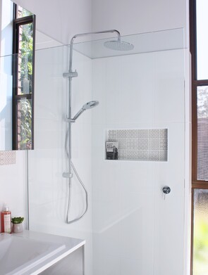 Ensuite renovation, Wollongbar