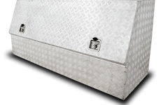 TA17 - (1750x600x800mm)$1219