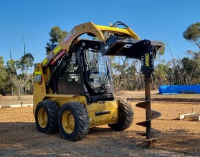 How to change attachments on your Bobcat, Skid Steer or Positrack Loader