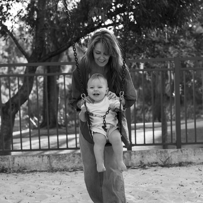 Family shoot Sir James McCusker Park