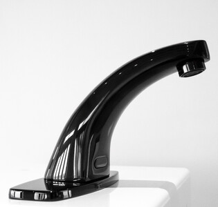 ET2-OL10 in high gloss black