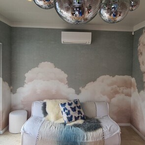 Kid's cloud wallpaper bedroom