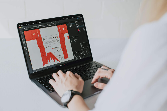 Amanda Harbrow designing packaging for a product