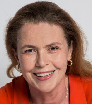 SUSAN COLLINS - Artistic Director, Violinist