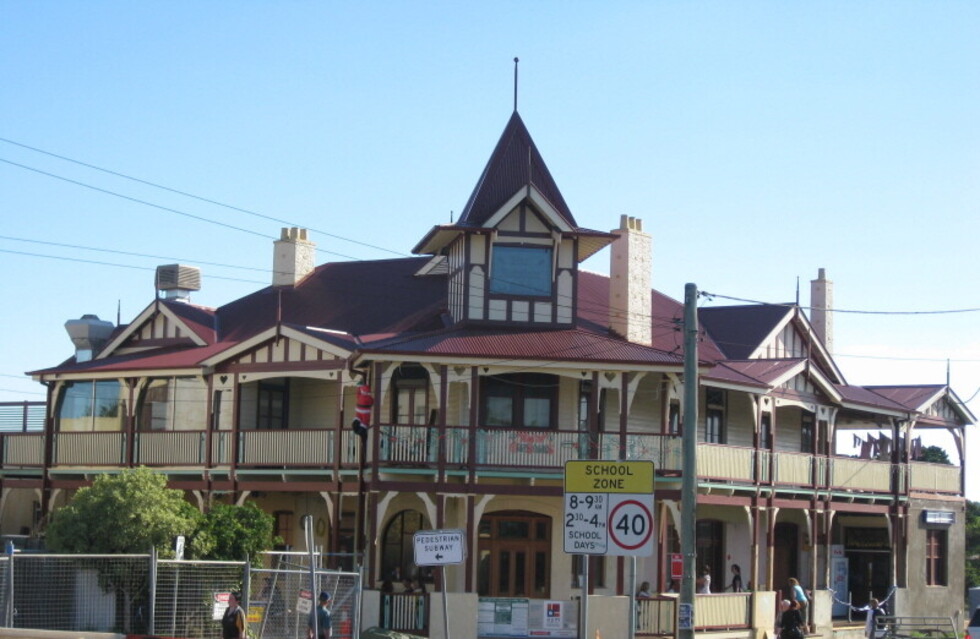 Addition - Blue Mountains Hotel-03 | APM Design and Construction